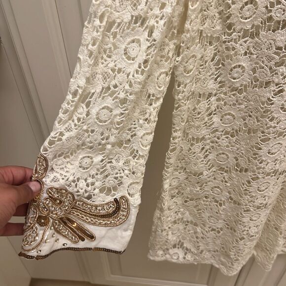 Sheer V Cristina White Lace Bathing Suit Coverup Gold Embellishments Sz S/M - Picture 3 of 7